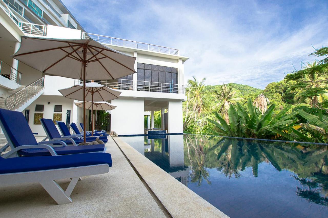 Veloche 2 Bedroom Apartment With Seaview Karon Exterior photo