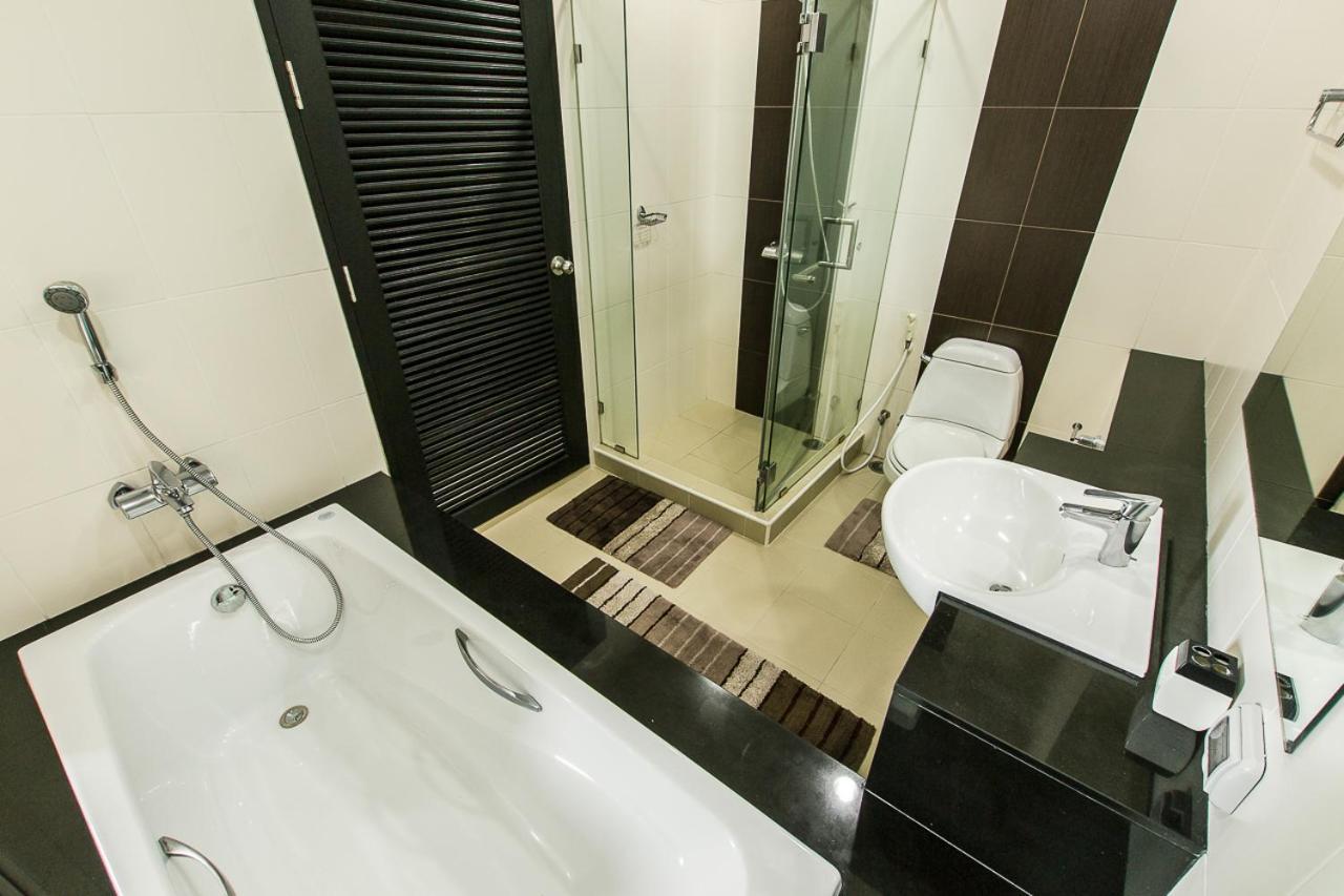 Veloche 2 Bedroom Apartment With Seaview Karon Exterior photo
