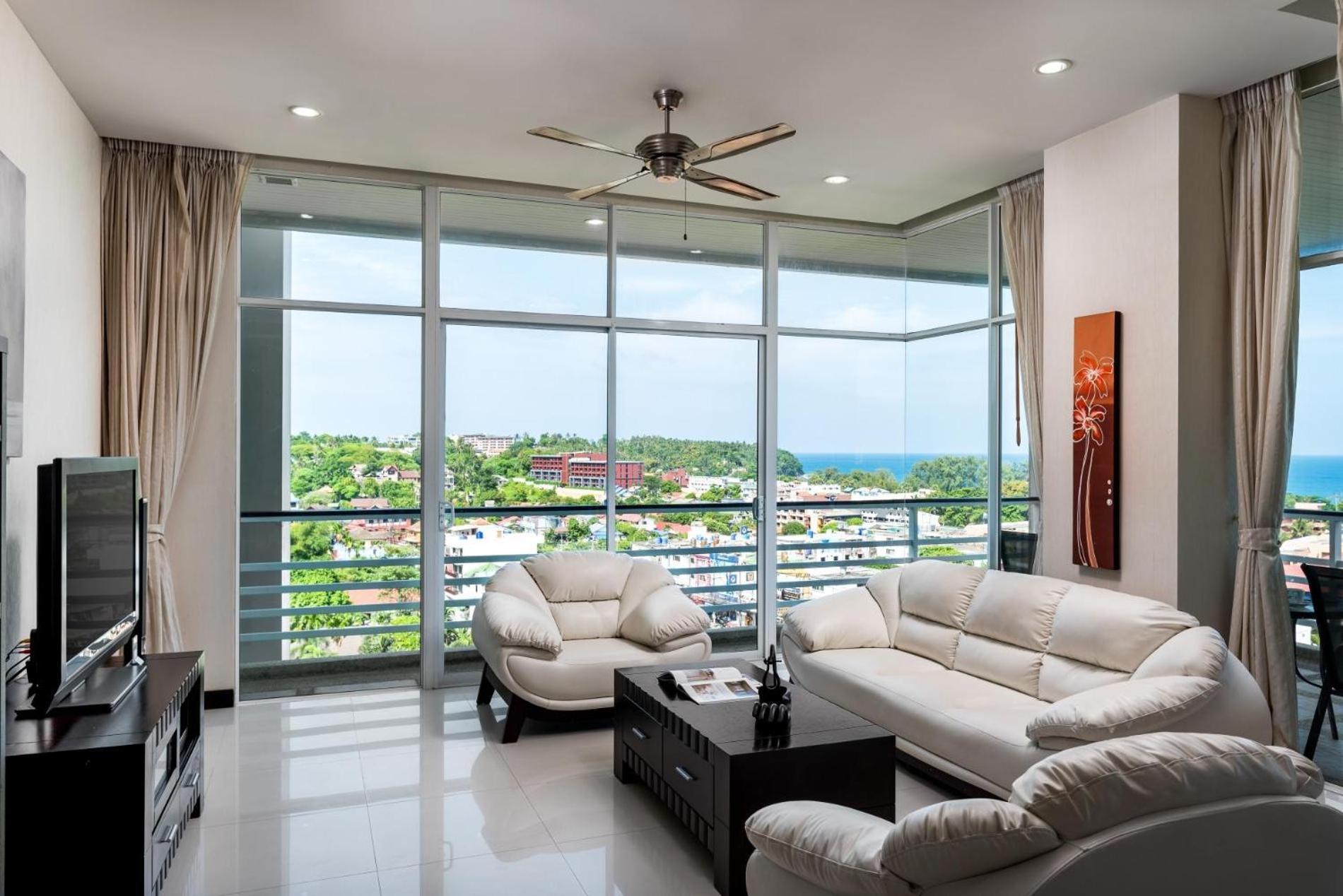 Veloche 2 Bedroom Apartment With Seaview Karon Exterior photo