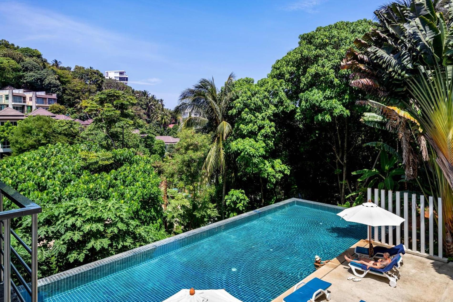 Veloche 2 Bedroom Apartment With Seaview Karon Exterior photo